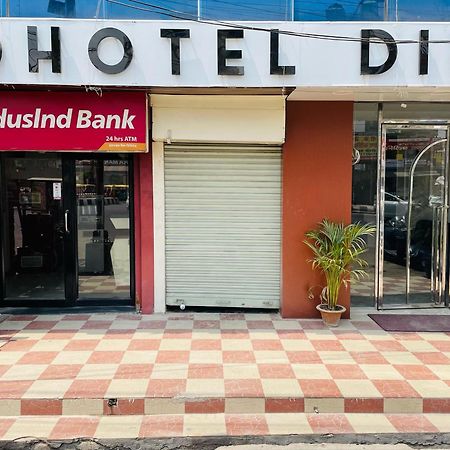 Hotel Dileep42 ラクナウ エクステリア 写真